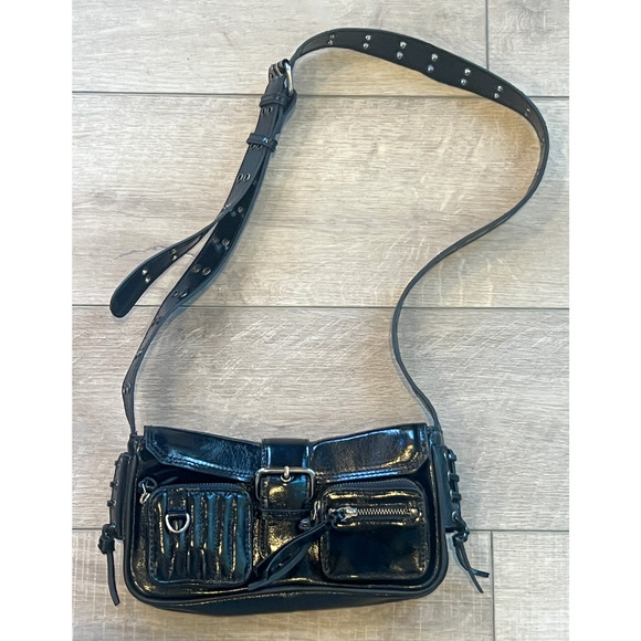FREE PEOPLE BLACK LEATHER HIGH SPEED LACE UP SIDES GROMMET DETAILS CROSSBODY BAG - Picture 2 of 16